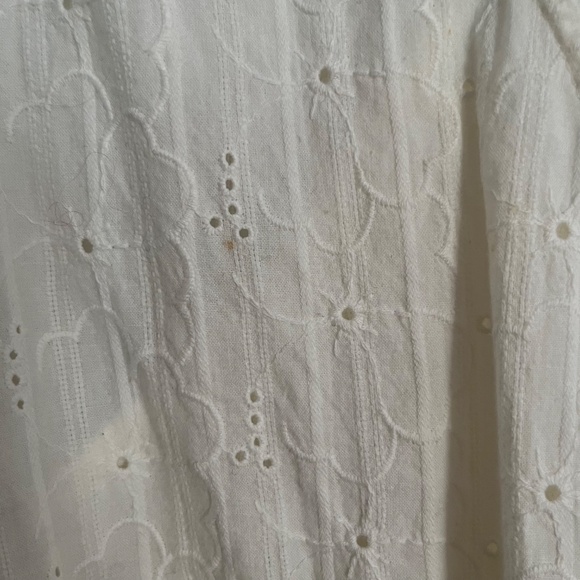 Madewell | Embroidered Eyelet Puff-Sleeve Peplum Wrap Top - Picture 5 of 9